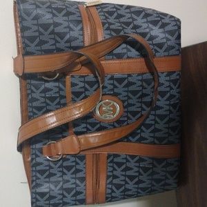 MK tall hand bag (original)  grey/ brown